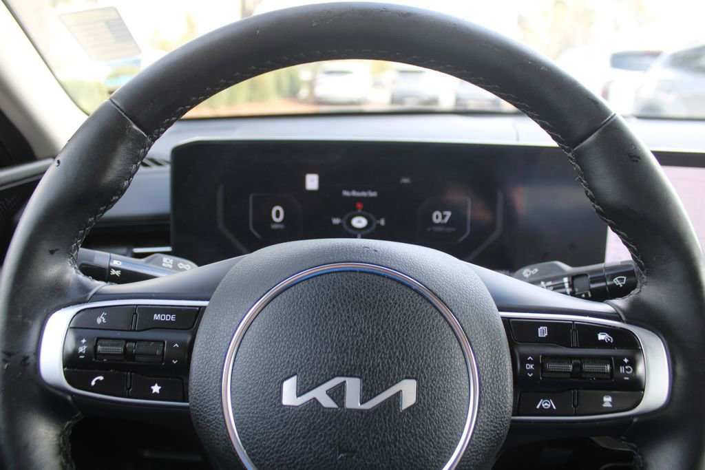 Certified 2025 Kia K5 EX image 28
