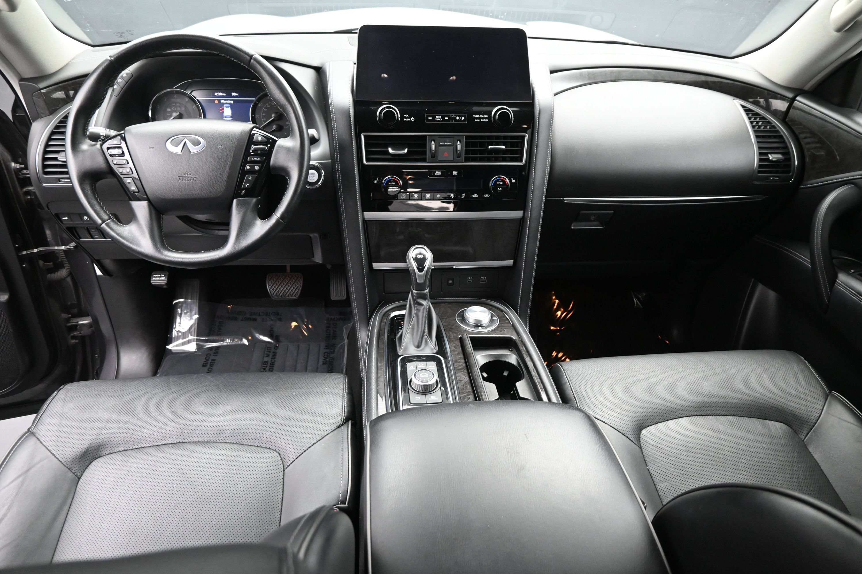 Used 2024 INFINITI QX80 Luxe AWD/4WD image 16