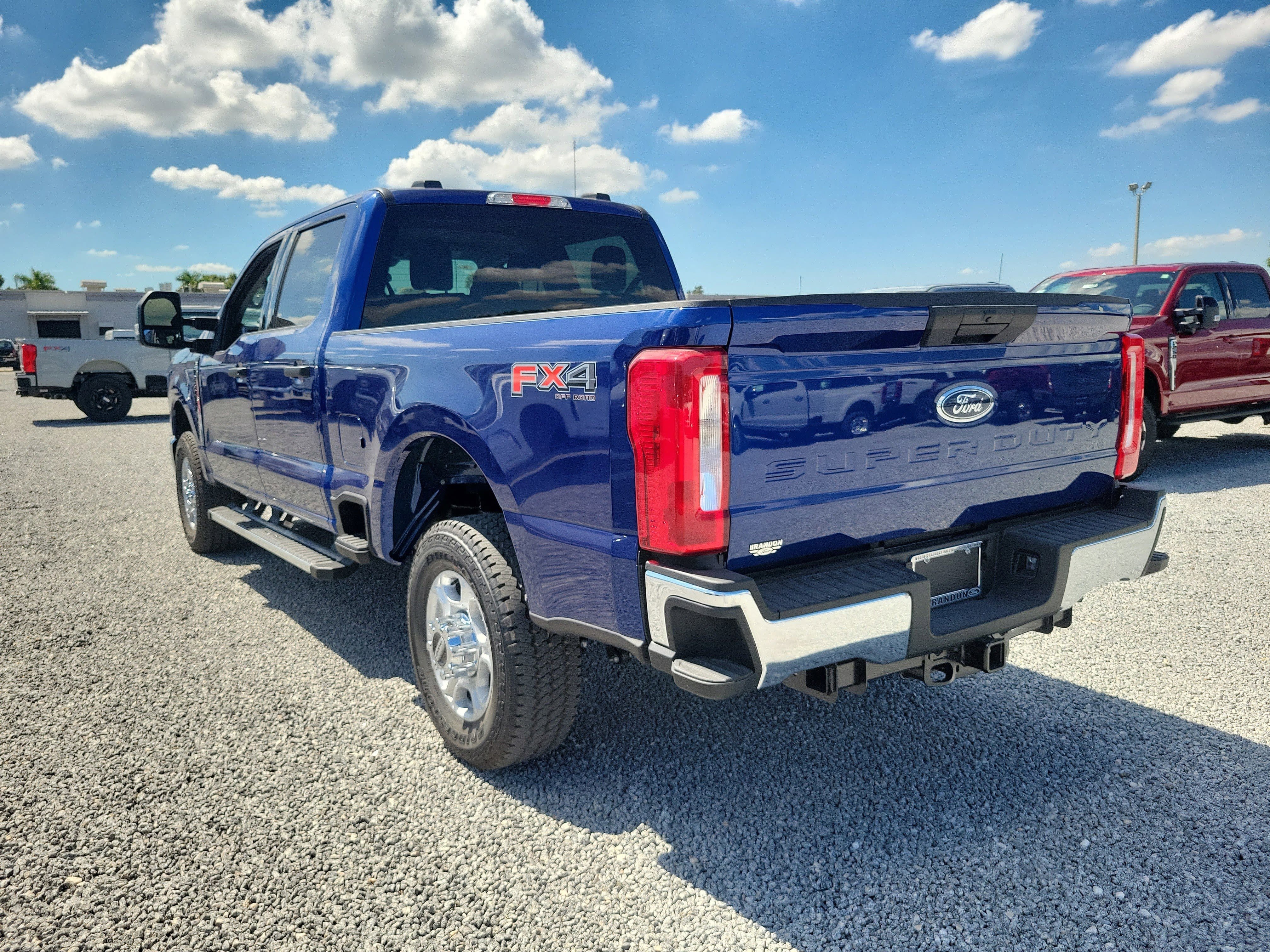 New 2026 Ford F250 XLT w/ FX4 Off-Road Package AWD/4WD image 5