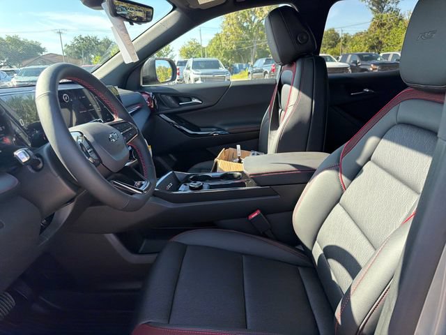 New 2027 Chevrolet Equinox RS w/ Safety and Technology Package FWD image 17