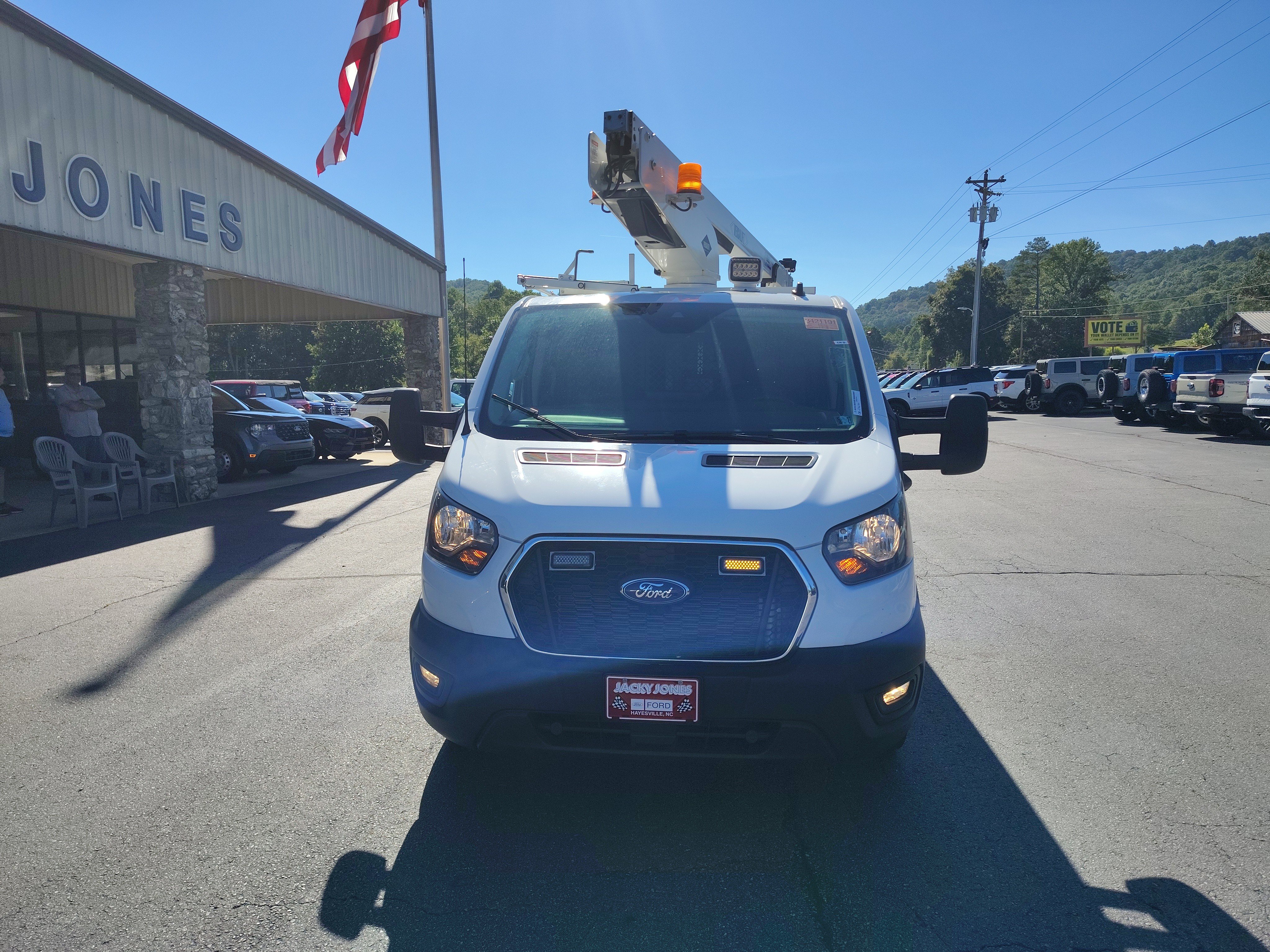 Used 2023 Ford Transit 350 Low Roof w/ Upfitter Package RWD image 2