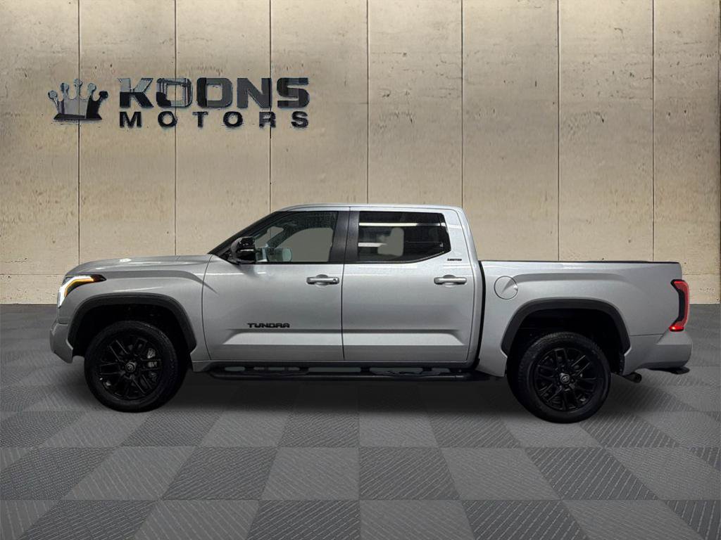Used 2025 Toyota Tundra Limited AWD/4WD image 4