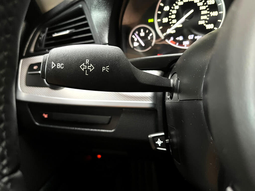 Used 2013 BMW 528i Sedan RWD image 17