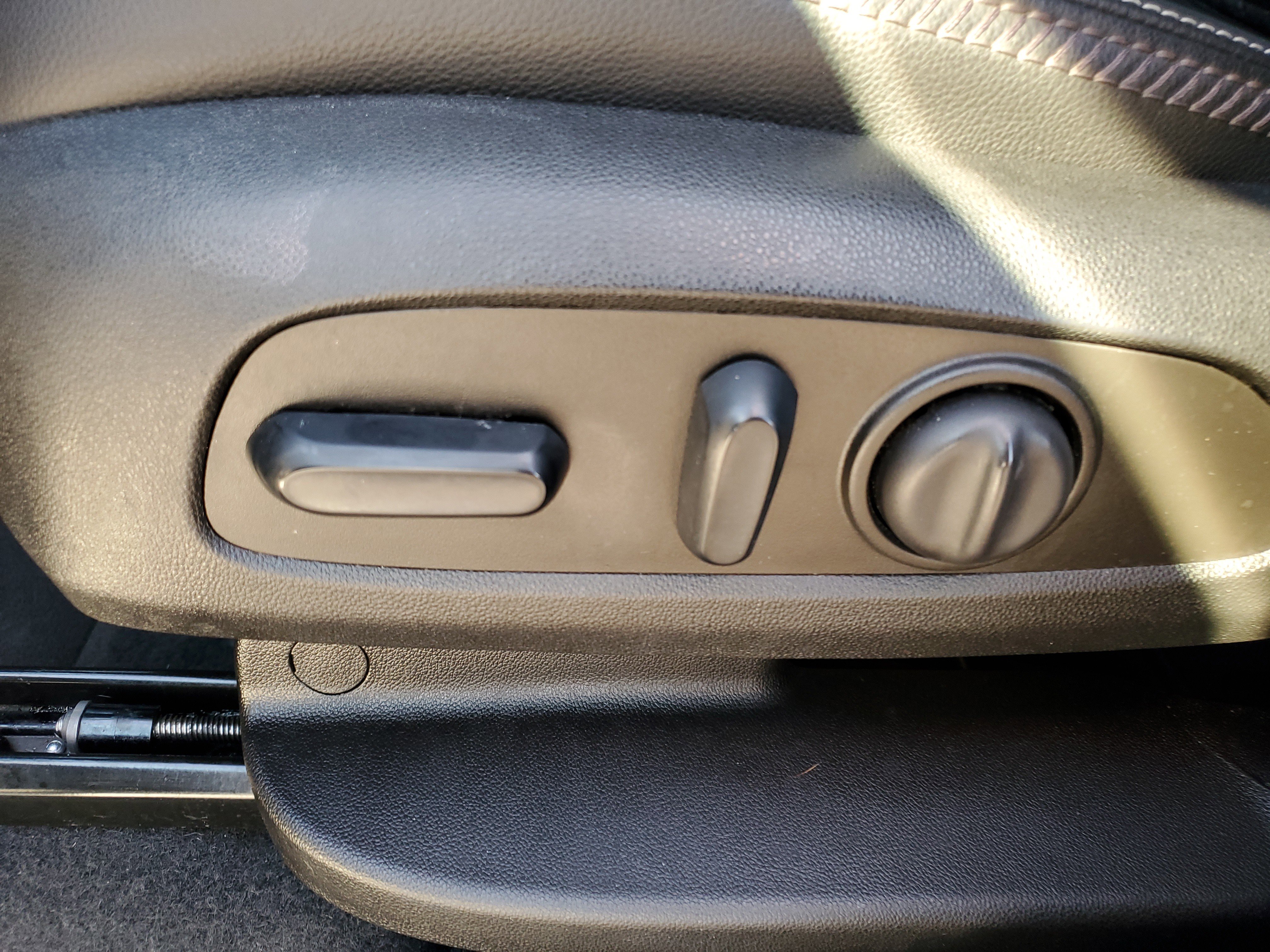 Used 2023 GMC Terrain Denali image 19