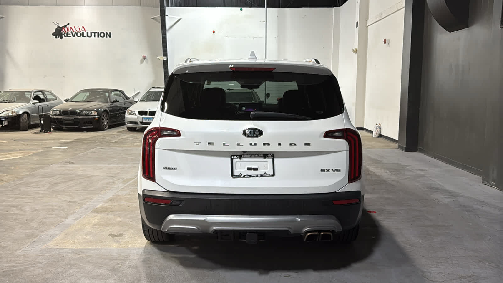 Used 2020 Kia Telluride EX w/ EX Premium Package AWD/4WD image 5