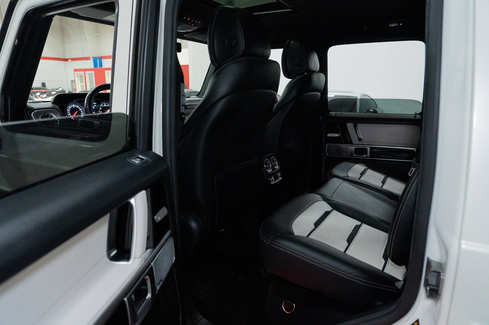 Used 2019 Mercedes-Benz G 63 AMG 4MATIC image 32