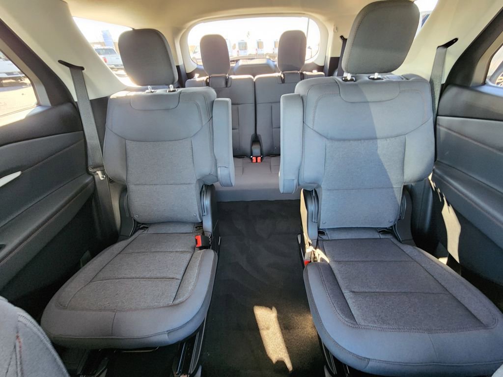 New 2026 Ford Explorer Active image 44