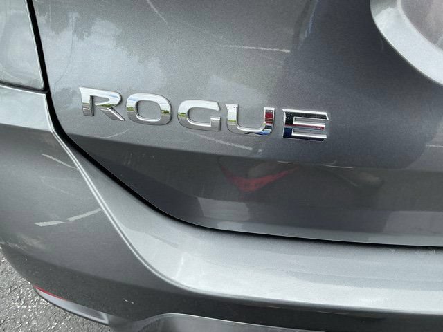 Used 2017 Nissan Rogue S FWD image 6