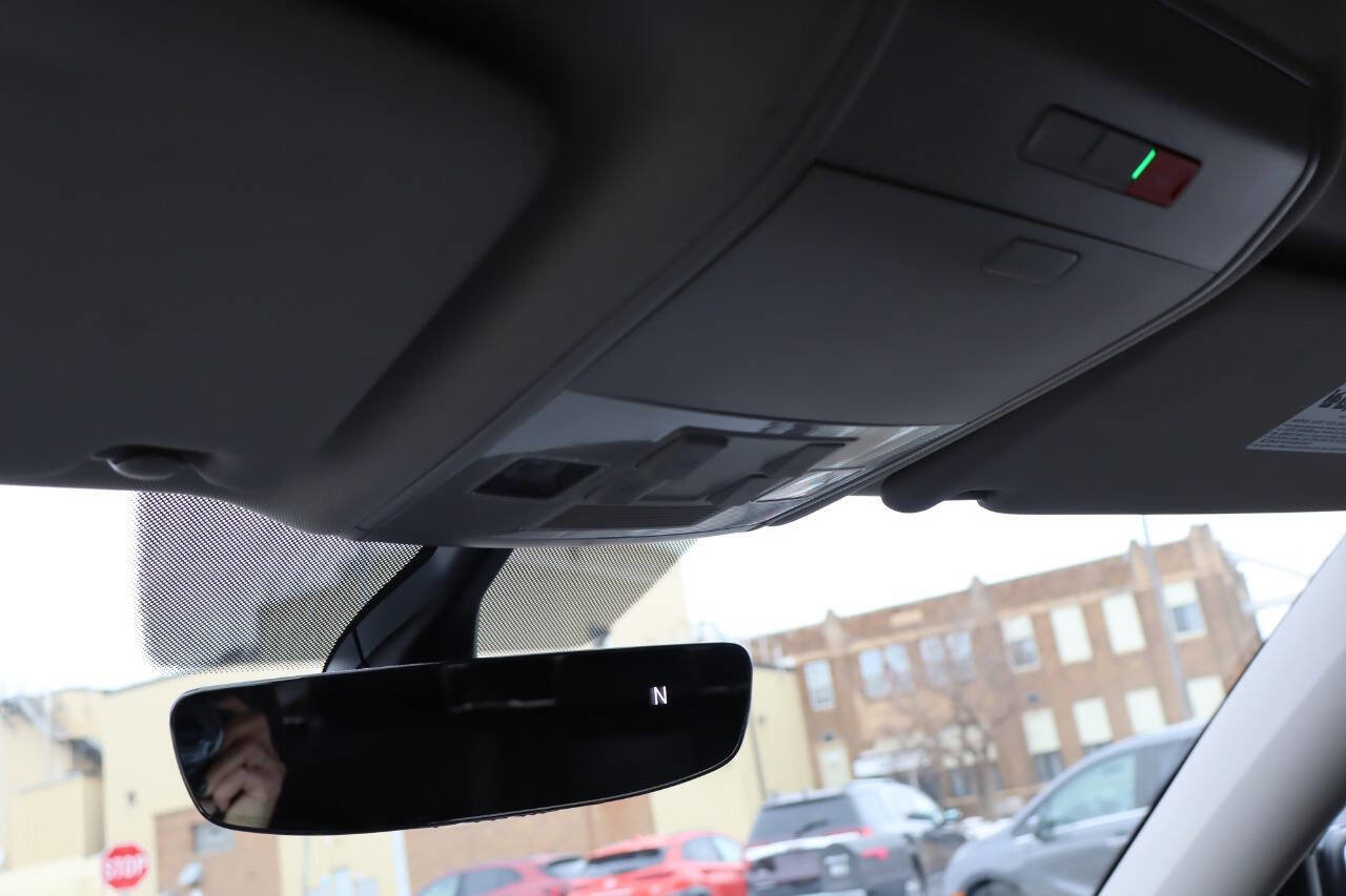 Used 2021 Volkswagen Atlas SE image 22