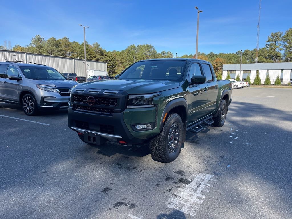 New 2026 Nissan Frontier PRO-4X w/ Pro-4x Convenience Package image 2