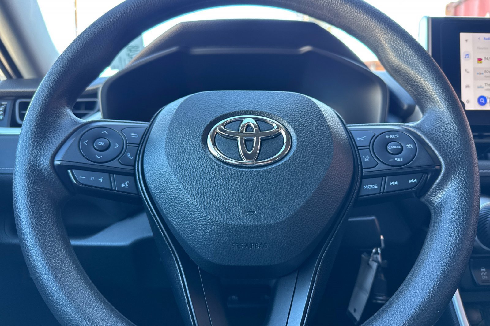 Certified 2023 Toyota RAV4 LE image 27