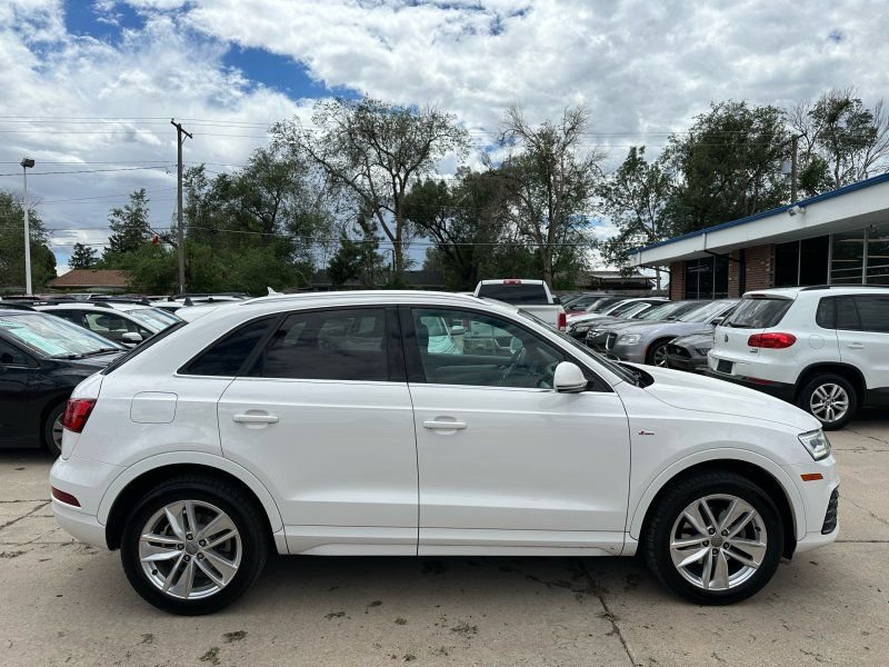 Used 2018 Audi Q3 2.0T Premium Plus w/ Premium Plus Package AWD/4WD image 8