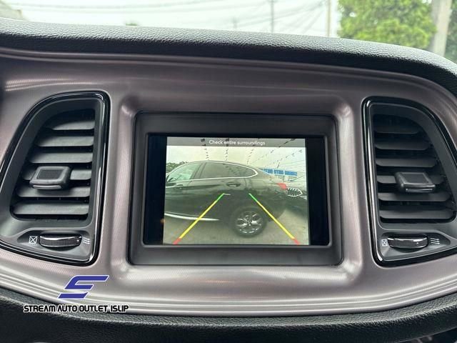 Used 2023 Dodge Challenger SXT w/ Cold Weather Group image 31