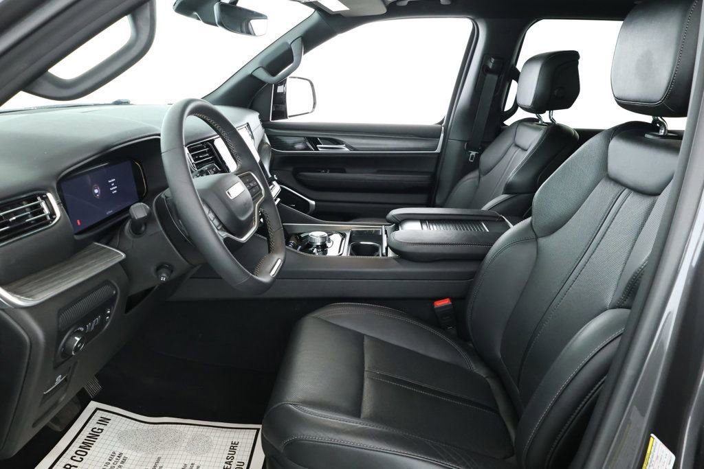 Used 2023 Jeep Wagoneer Series II w/ Premium Group I image 19