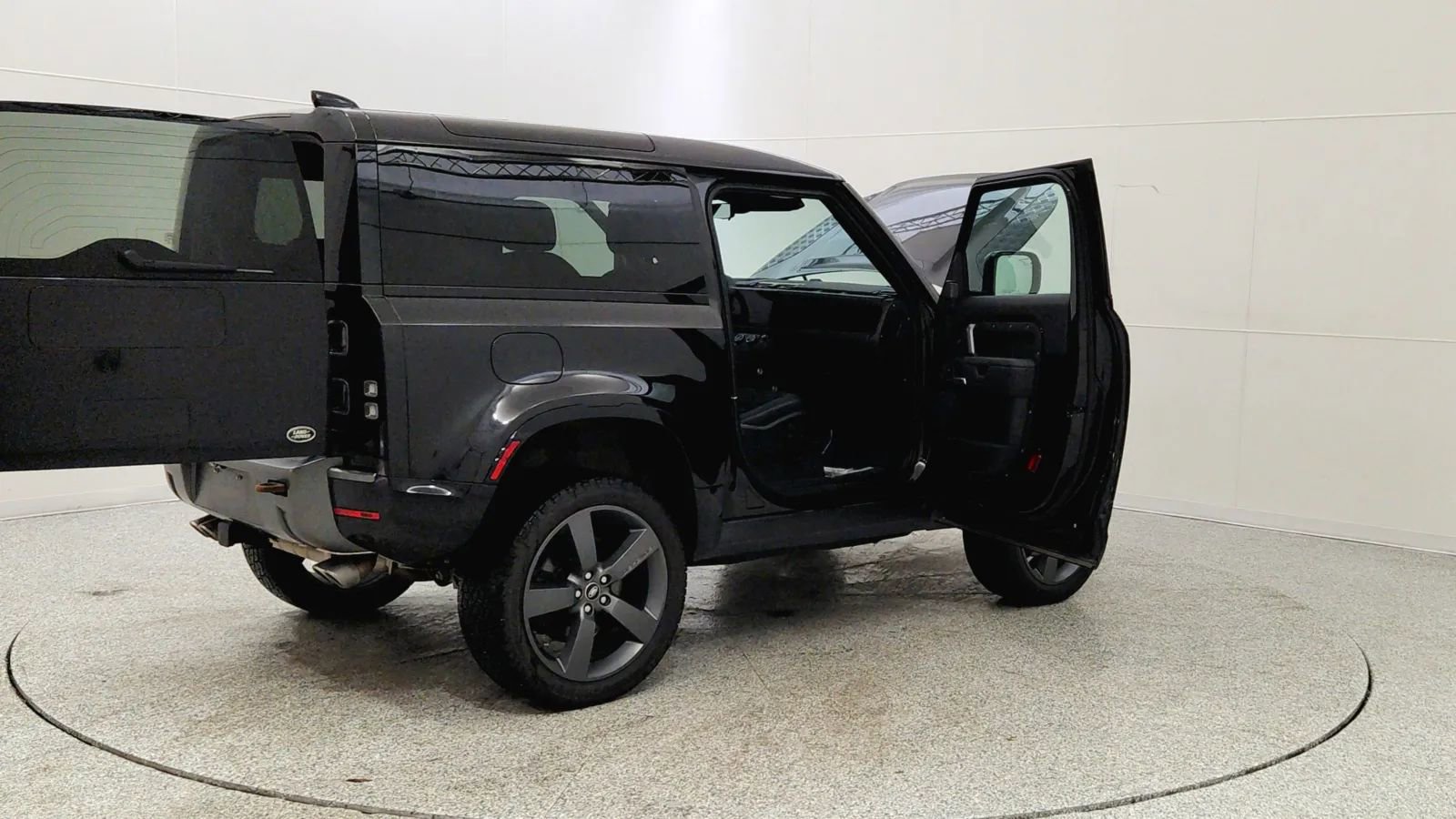 Used 2022 Land Rover Defender 90 V8 image 12