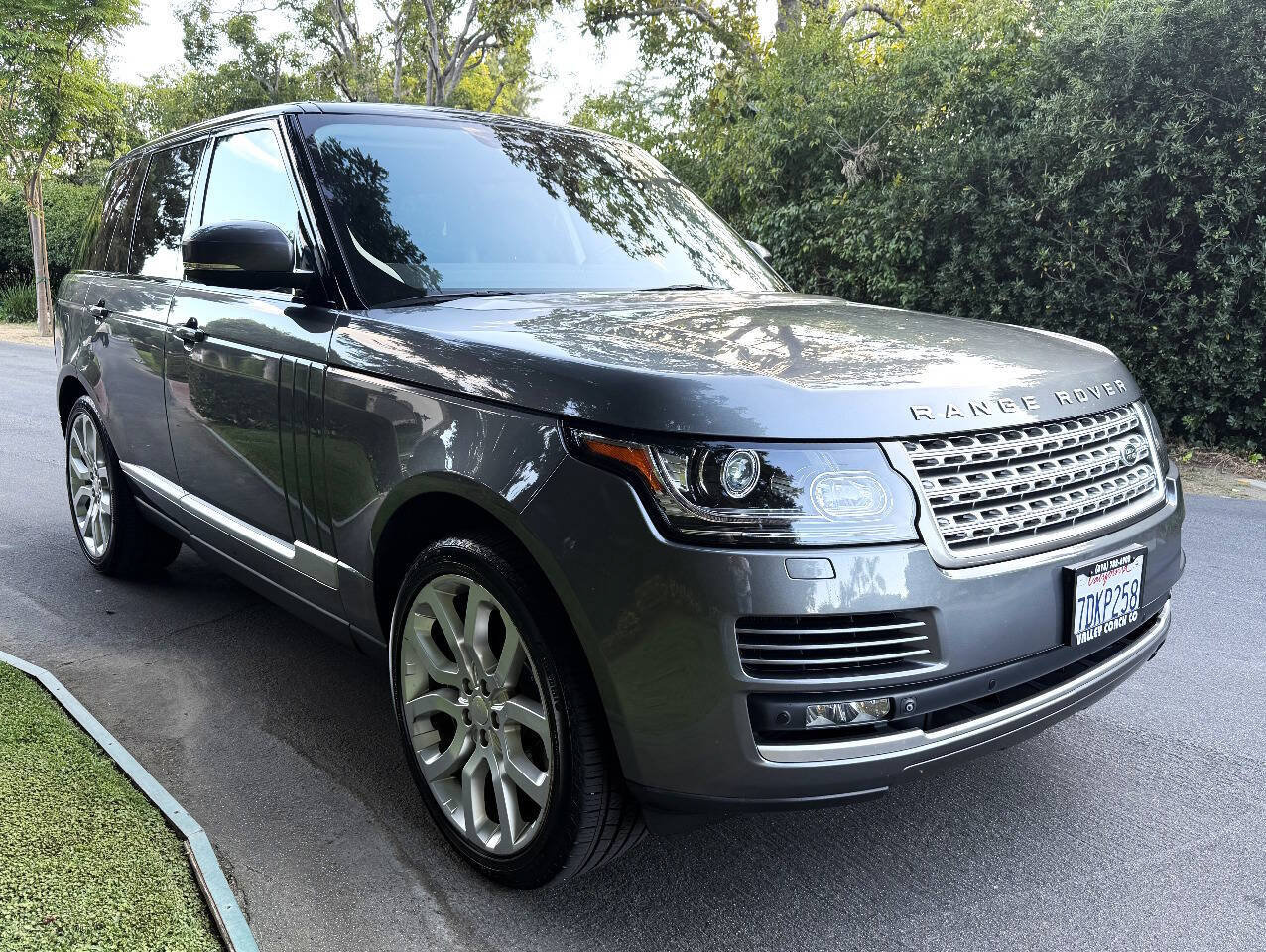 Used 2014 Land Rover Range Rover Supercharged AWD/4WD image 9