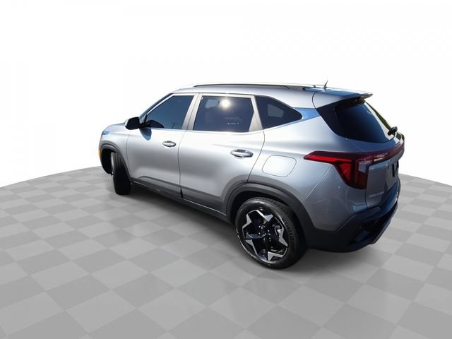 Used 2024 Kia Seltos EX AWD/4WD image 6
