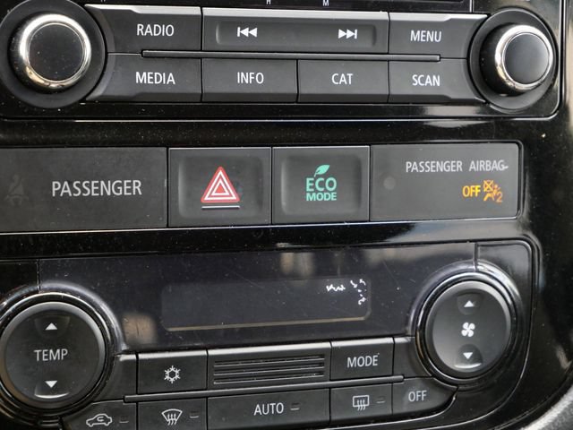 Used 2016 Mitsubishi Outlander ES AWD/4WD image 23