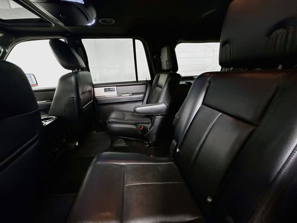 Used 2017 Ford Expedition EL Limited w/ Equipment Group 301A RWD image 22