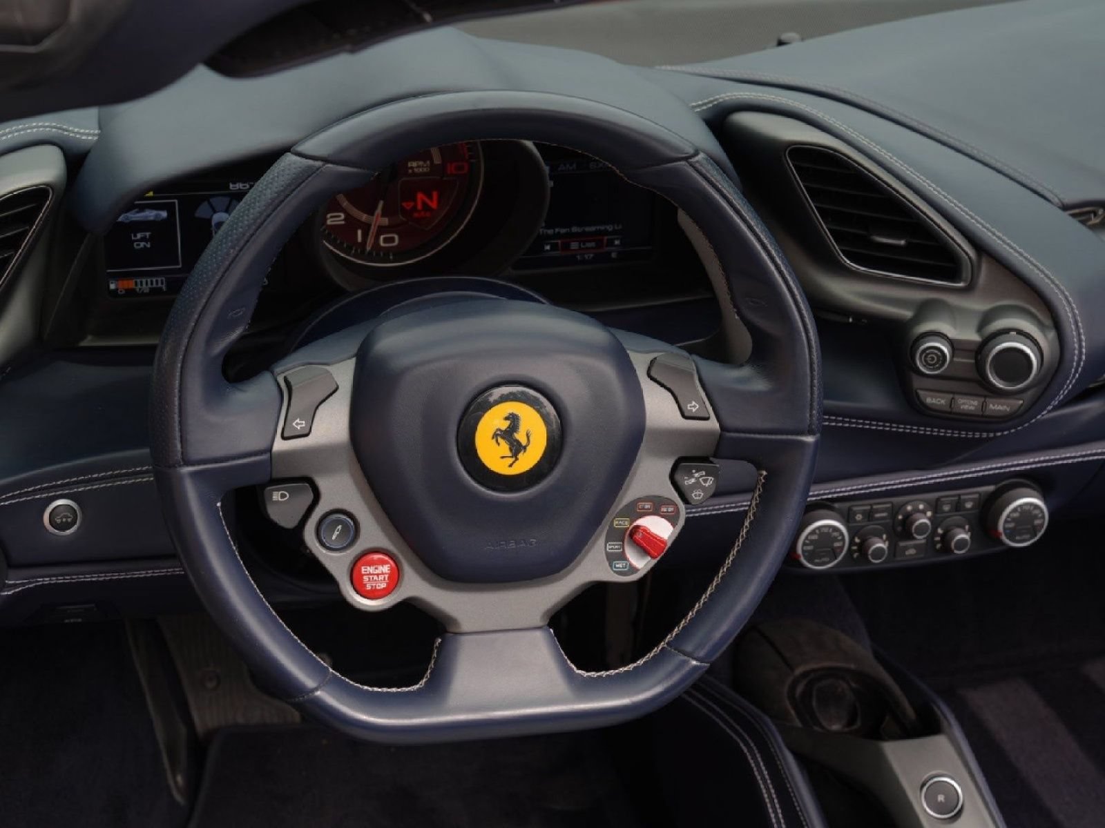 Used 2017 Ferrari 488 Spider RWD image 18