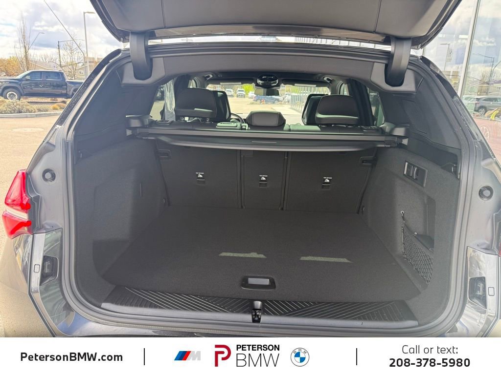 Used 2025 BMW X3 xDrive30i w/ Premium Package image 12