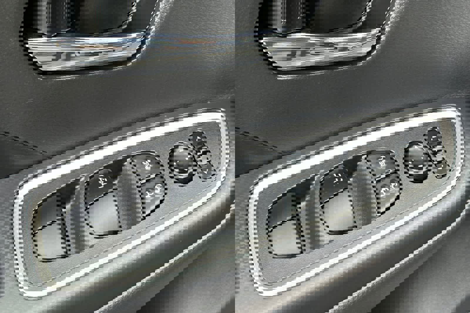 New 2025 Nissan Versa SR w/ Trunk Package image 13