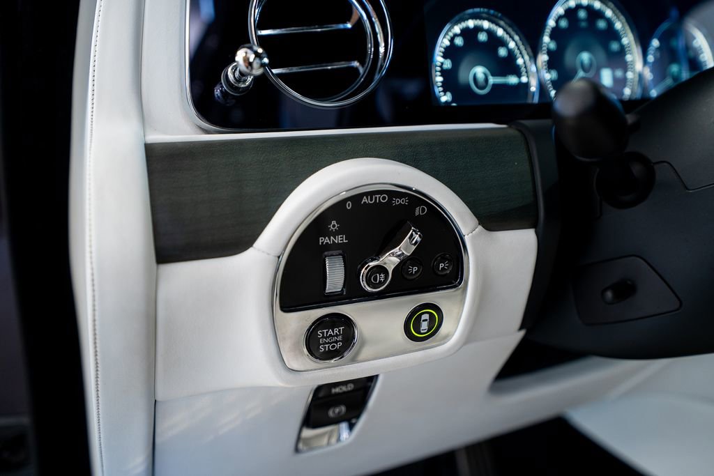 Used 2022 Rolls-Royce Ghost w/ Ghost Package AWD/4WD image 24