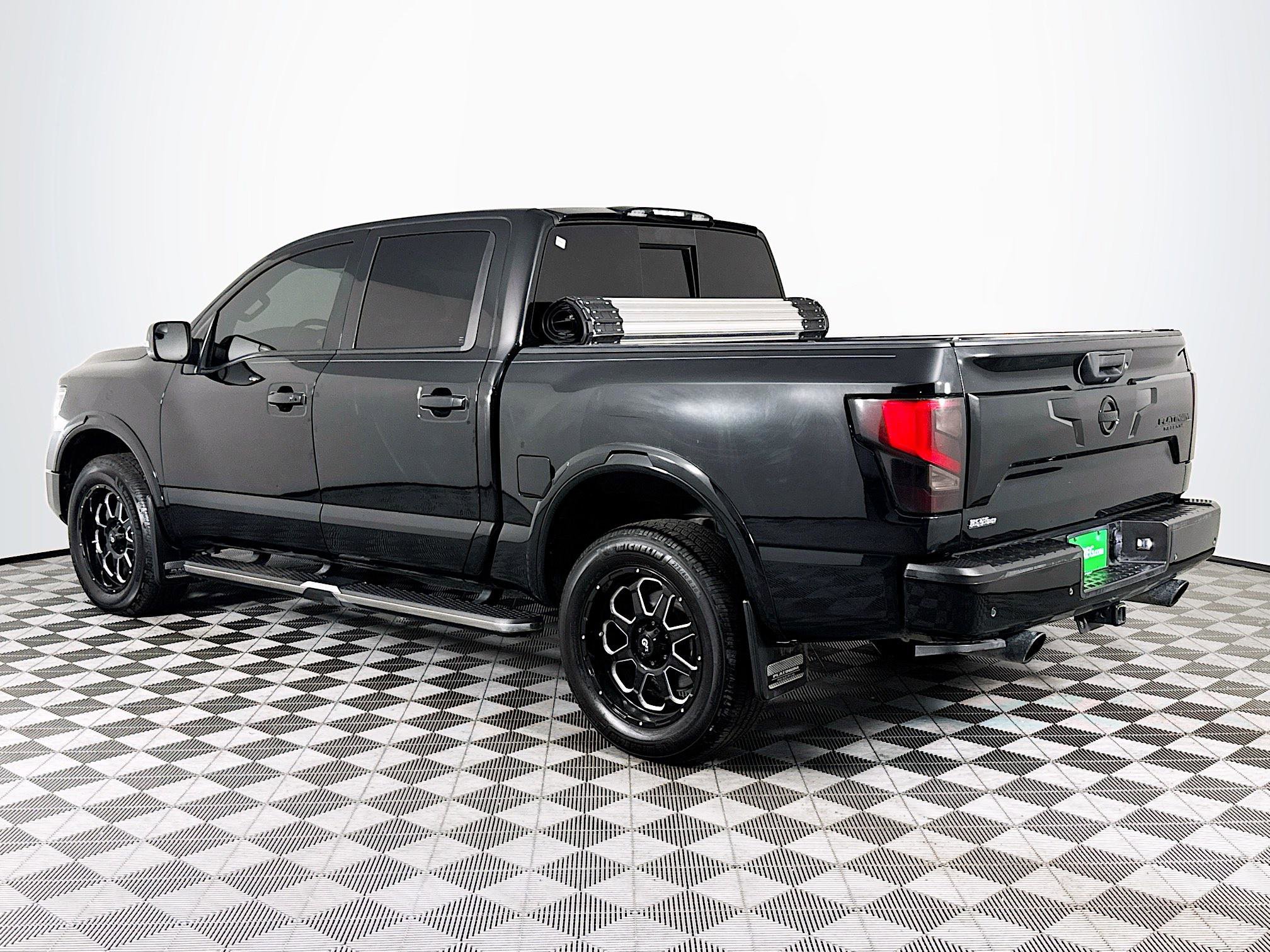 Used 2021 Nissan Titan Platinum Reserve w/ Moonroof Package AWD/4WD image 6