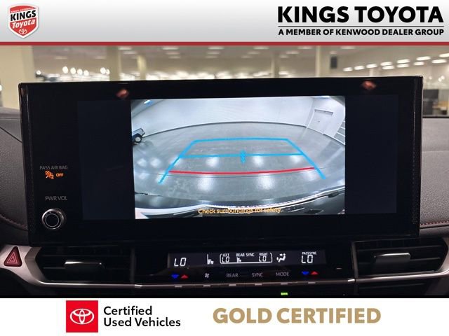 Used 2025 Toyota Sienna XSE w/ XSE Premium Package image 26