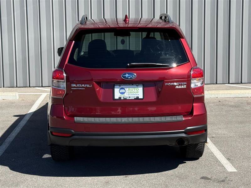 Used 2016 Subaru Forester 2.5i Touring AWD/4WD image 6