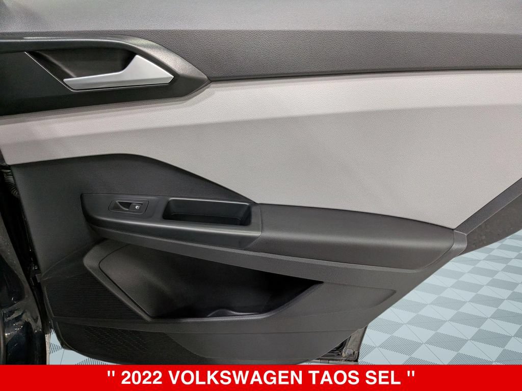 Used 2022 Volkswagen Taos SEL w/ Panoramic Sunroof Package AWD/4WD image 33