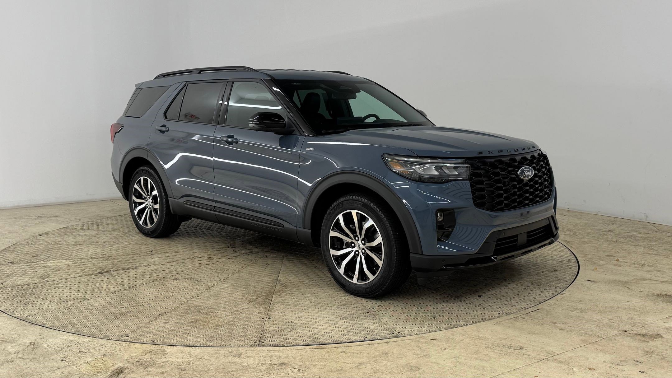 New 2026 Ford Explorer ST-Line w/ Premium Package image 7