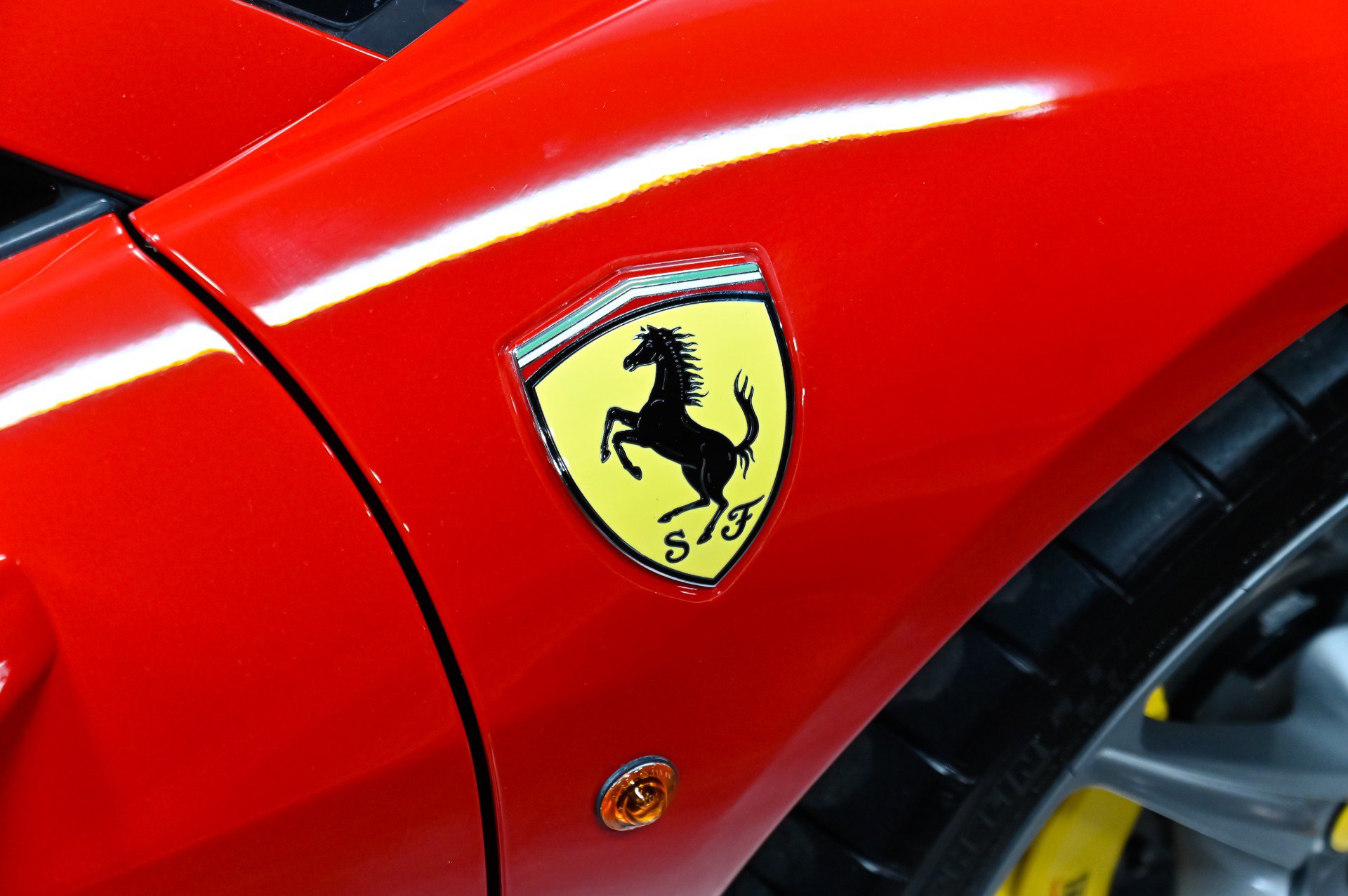 Used 2013 Ferrari 458 Spider RWD image 63