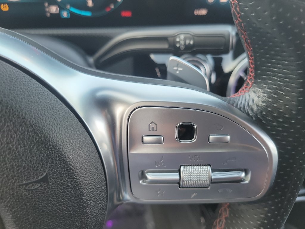 Used 2021 Mercedes-Benz CLA 35 AMG 4MATIC image 27