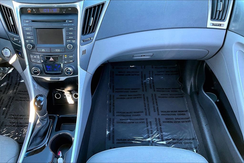 Used 2015 Hyundai Sonata Hybrid image 25