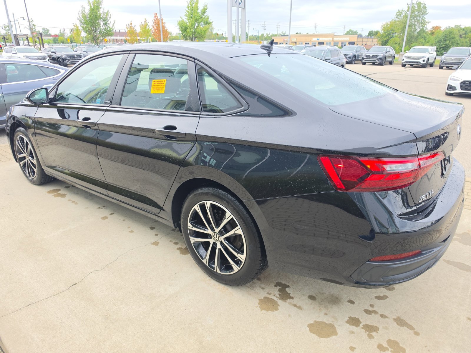 Certified 2024 Volkswagen Jetta Sport FWD image 5