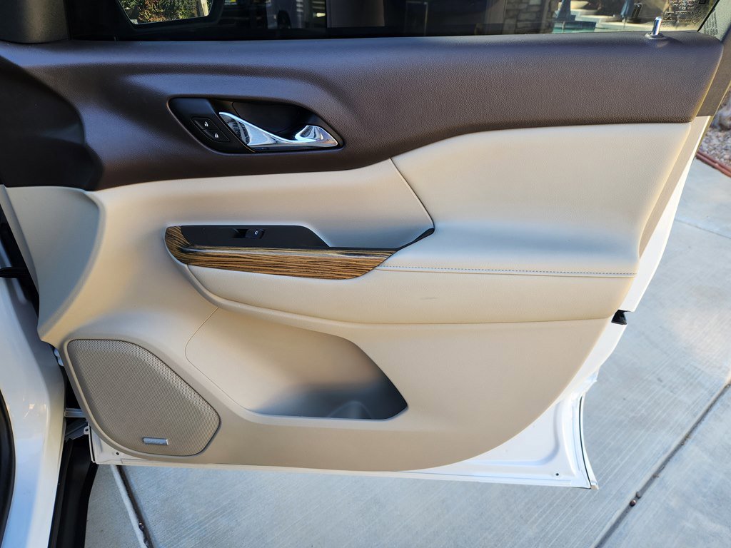 Used 2017 GMC Acadia Denali image 30