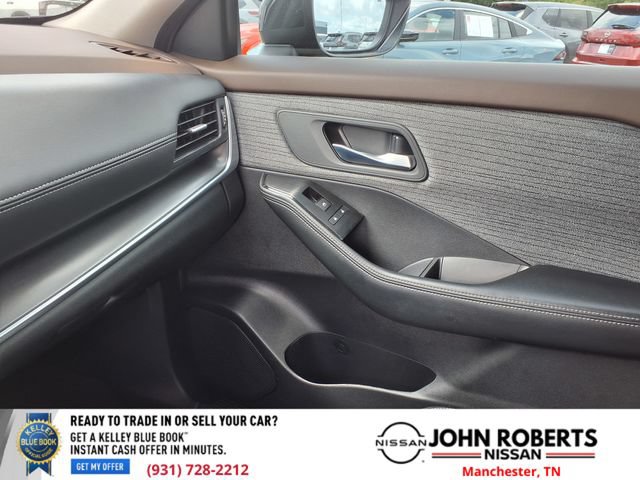 Certified 2023 Nissan Rogue SV FWD image 8