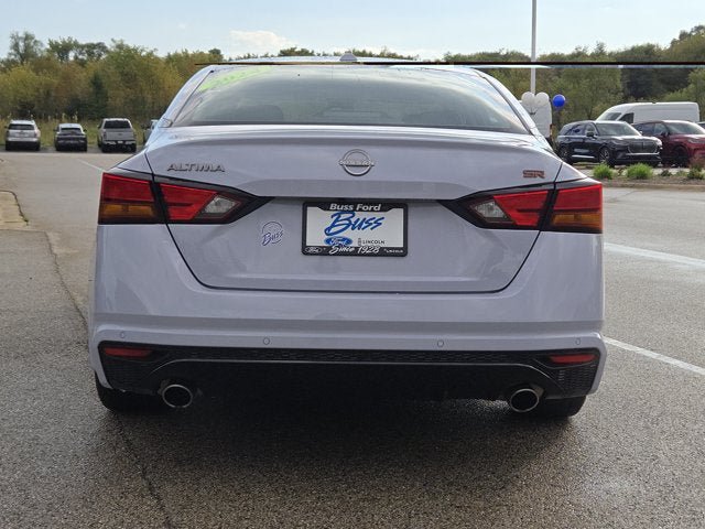 Used 2024 Nissan Altima 2.5 SR w/ SR Premium Package FWD image 13