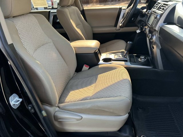 Used 2019 Toyota 4Runner SR5 AWD/4WD image 29