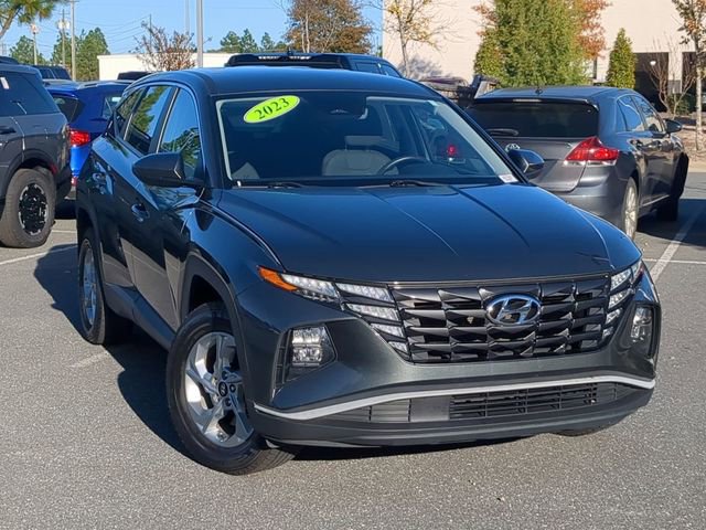 Used 2023 Hyundai Tucson SE image 2
