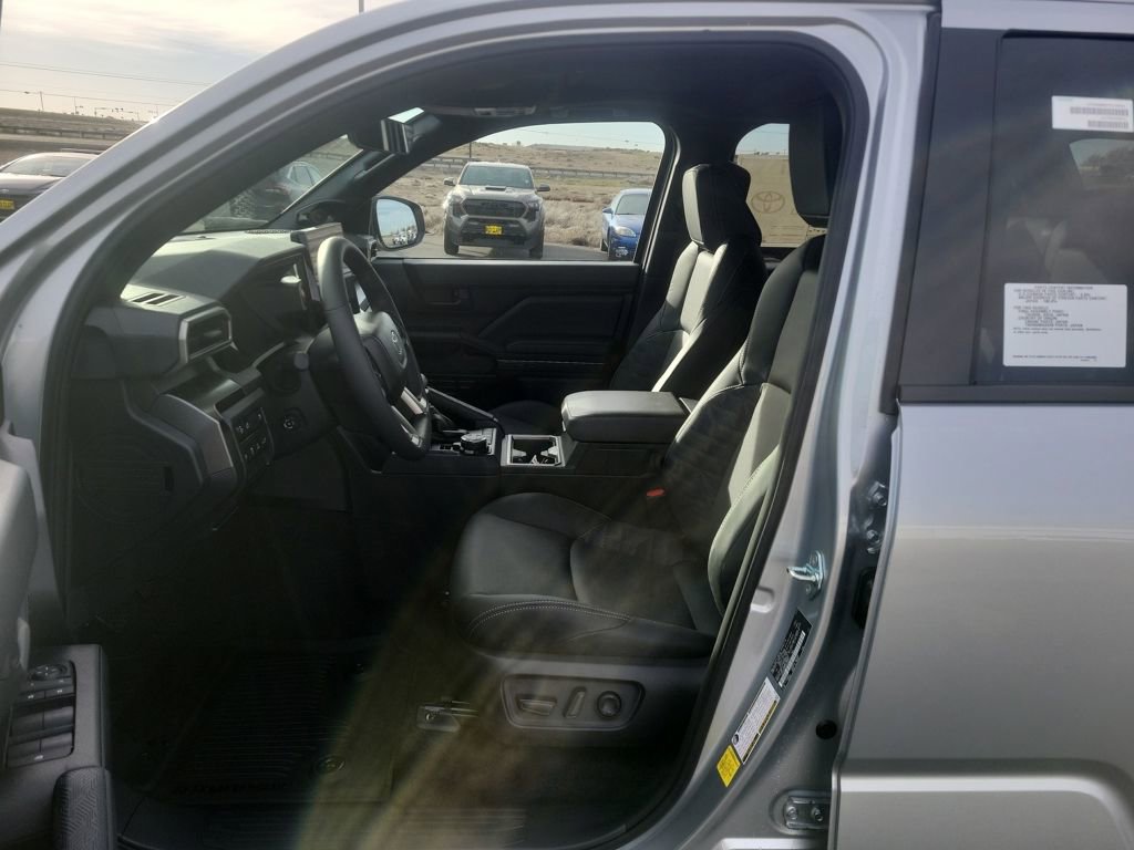 New 2026 Toyota 4Runner TRD Off-Road Premium AWD/4WD image 10