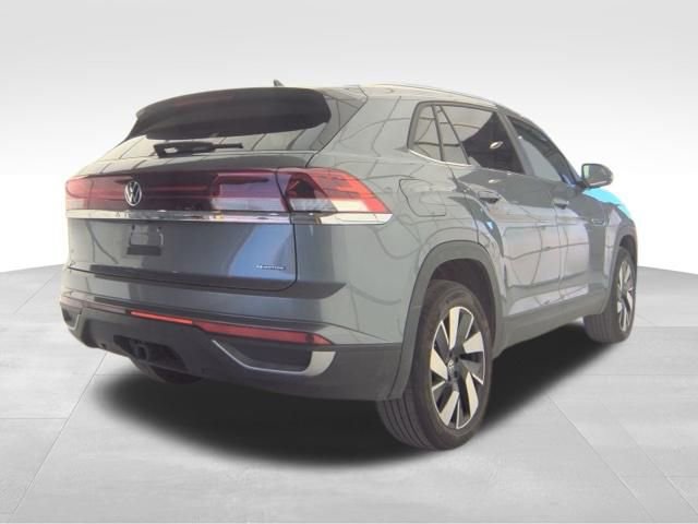 Used 2025 Volkswagen Atlas Cross Sport SE AWD/4WD image 6
