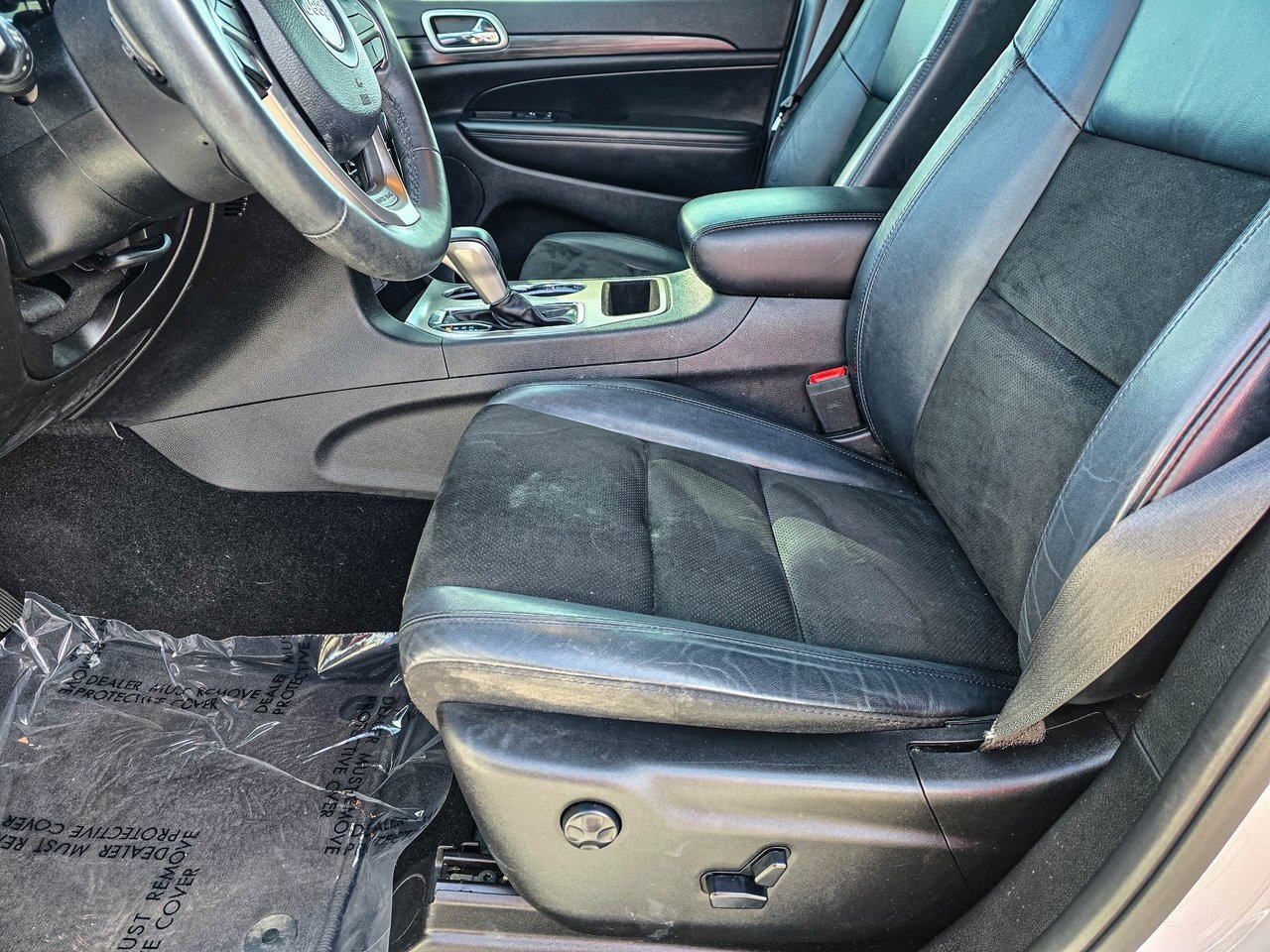 Used 2019 Jeep Grand Cherokee Altitude image 13