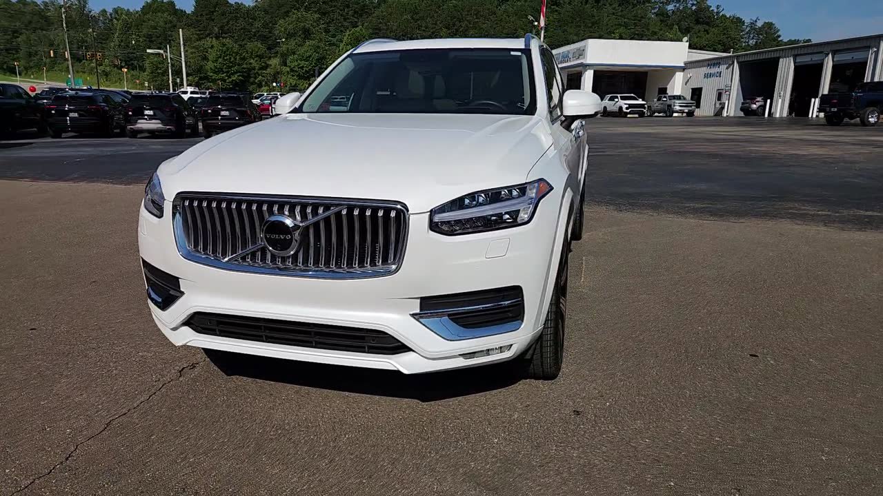 Used 2020 Volvo XC90 T6 Inscription image 3