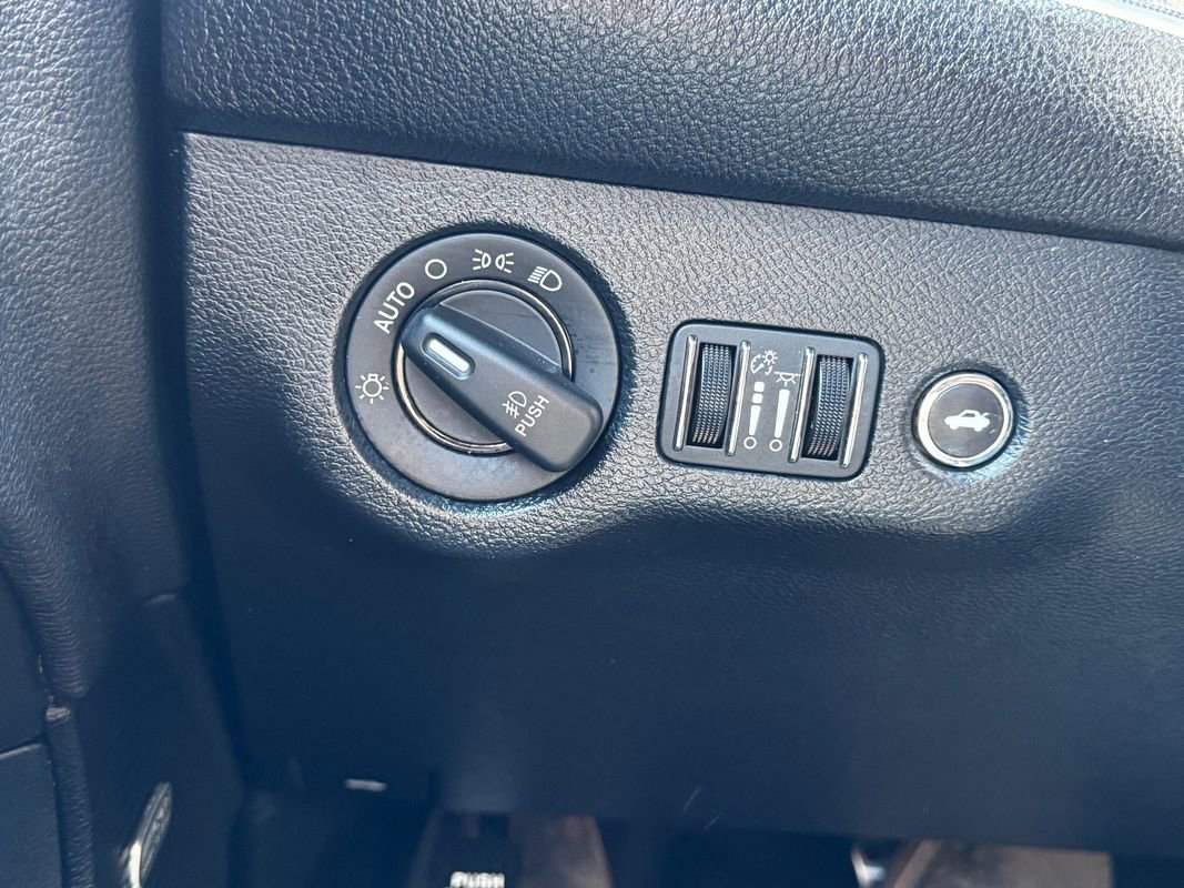 Used 2018 Dodge Challenger GT AWD/4WD image 16