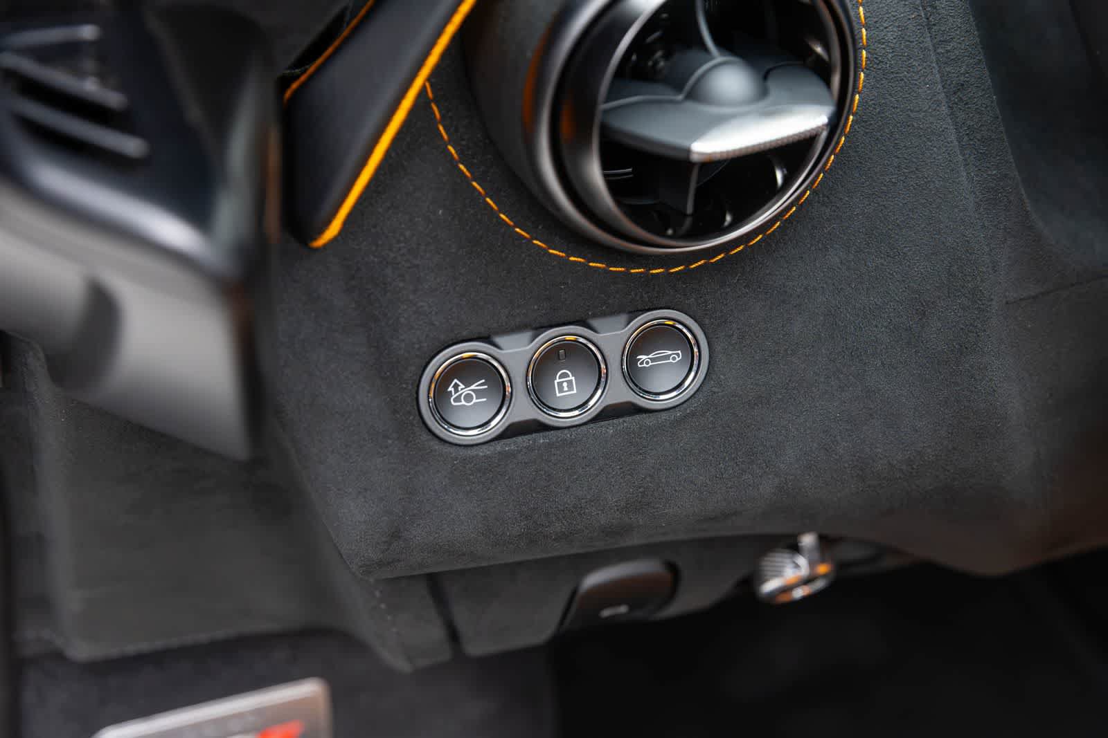 New 2027 McLaren 750S Spider RWD image 27