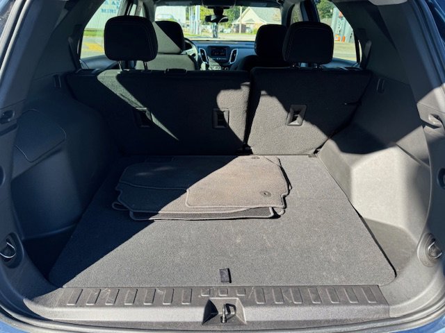 Used 2024 Chevrolet Equinox LS w/ Driver Confidence II Package FWD image 12
