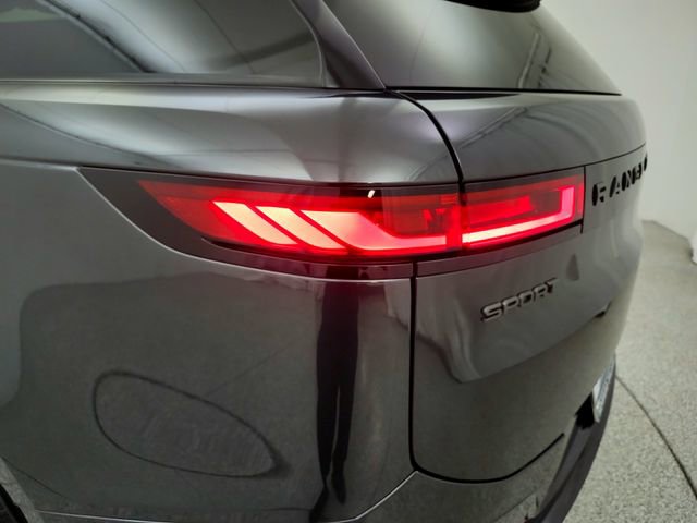 Certified 2023 Land Rover Range Rover Sport SE Dynamic image 34