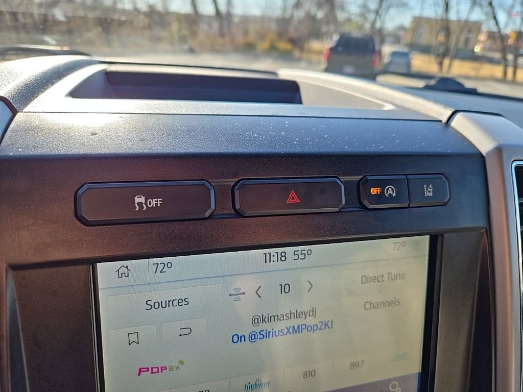 Used 2020 Ford F150 Lariat image 34